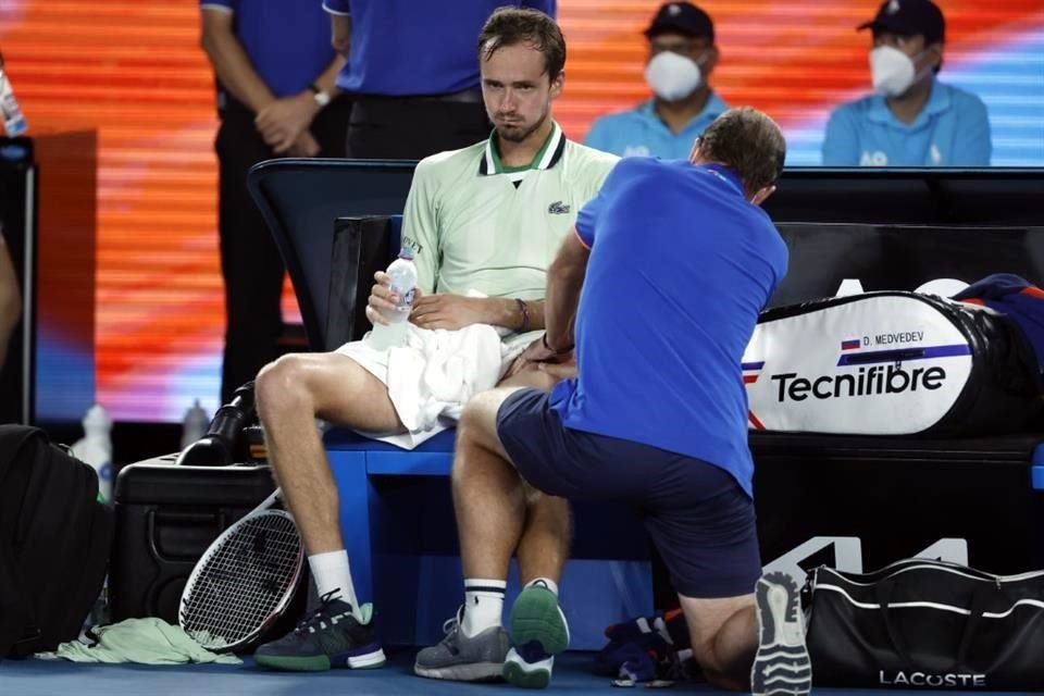 Medvedev no supo mantener el ritmo, luego de haber ganado los dos primeros sets.