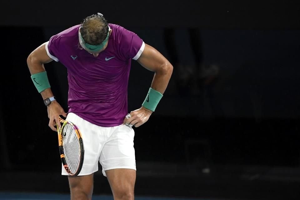 Nadal supo reaccionar a la hora exacta y poco a poco comenzó a meterse de lleno al partido.