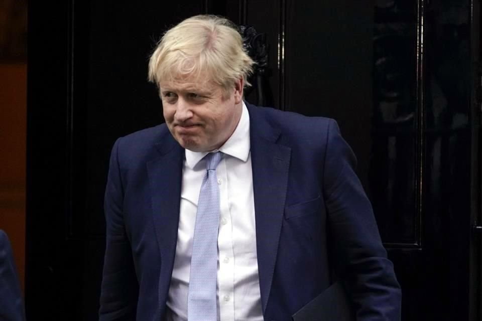 EL Primer Ministro Boris Johnson se disculpó por las polémicas y prometió arreglarlo.