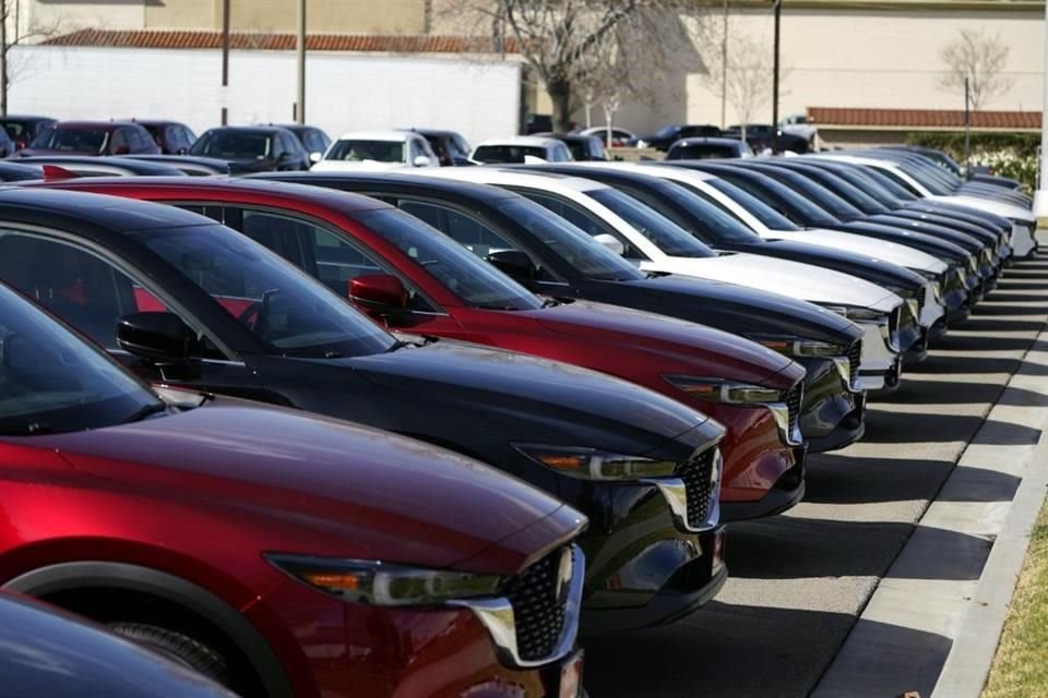 El mercado mexicano está vendiendo menos autos, pero a un precio más alto.