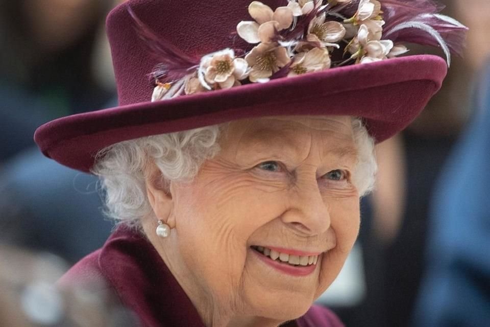 La Reina Isabel II cumple 70 años en el trono.