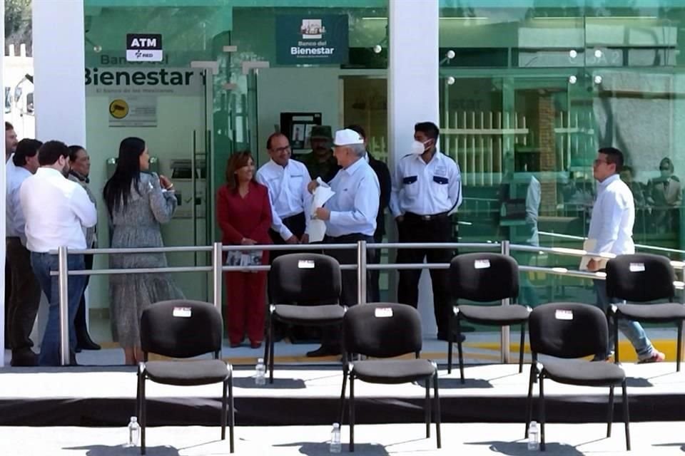 AMLO encabezó inauguración de sucursal del Banco de Bienestar en Apizaco, Tlaxcala.