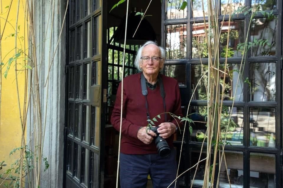 En su labor, nunca es un intruso, advierte el documentalista. 'La fotografía es hacer una reproducción a través de mi ojo, de mi mente'.