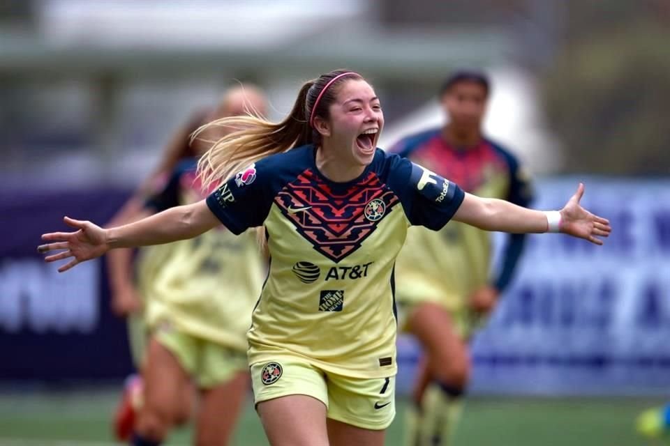 Katty llegó a 100 goles en su carrera en la Liga MX.