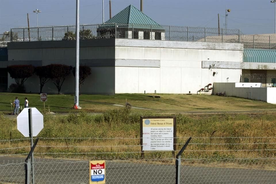 La prisión femenil de Dublin, a unos 34 kilómetros al este de Oakland, se inauguró en 1974.