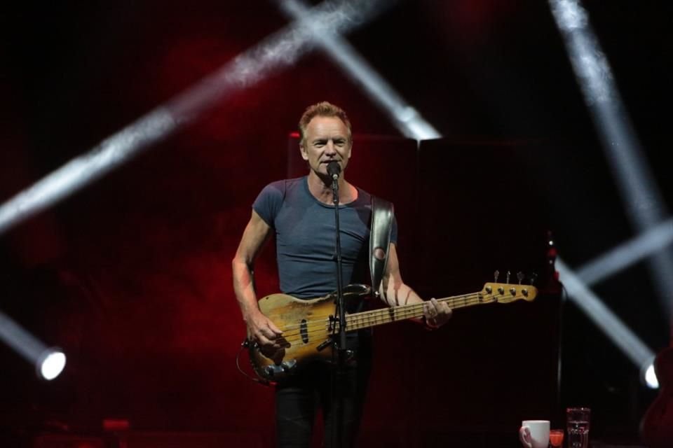 Universal Music compró el catálogo musical del músico británico Sting por 250 millones de dólares; incluye éxitos con The Police.