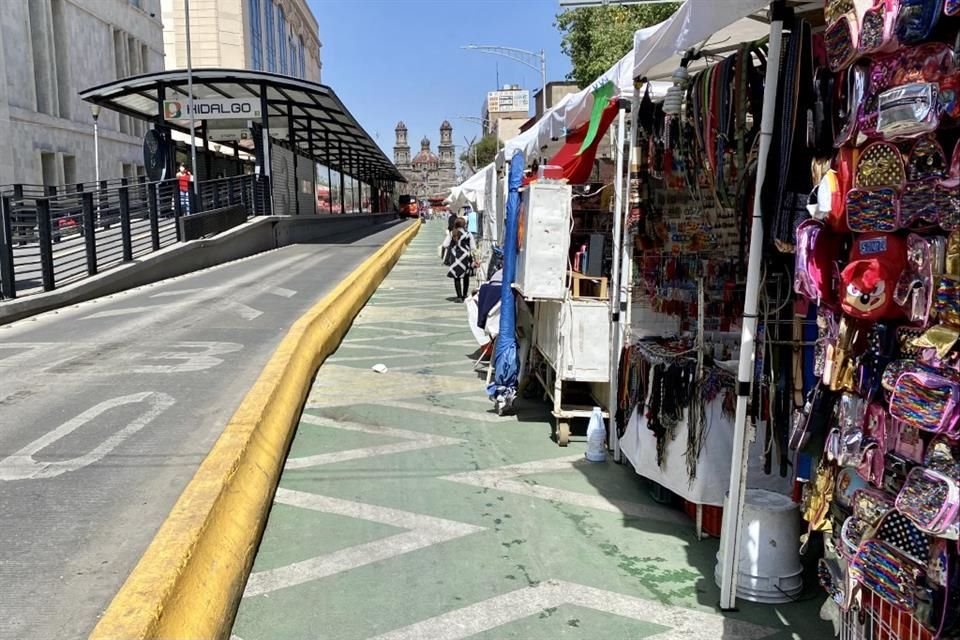 En junio de 2021, la Secretaría de Obras y Servicios (Sobse) inició la rehabilitación de la Plaza, que está situada a un lado de la Alameda Central.