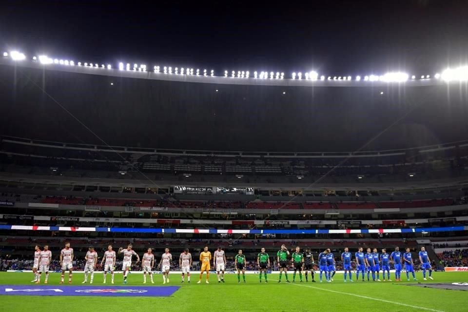 Lozano se perdió su primer juego con el Necaxa.