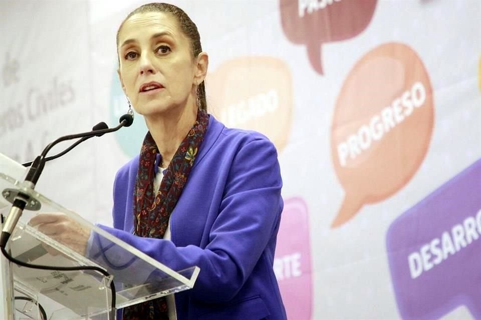 El dirigente de Morena en la Ciudad dijo que pedirán al INE, a través de una queja formal, detener los ataques en contra de Sheinbaum.