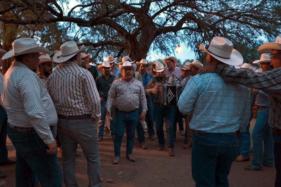 La historia de don Alejo Garza, empresario regio que se convirtió en noticia al morir heroicamente tras enfrentarse a tiros a grupo del crimen, fue inspiración de la película El Norte Sobre El Vacío.