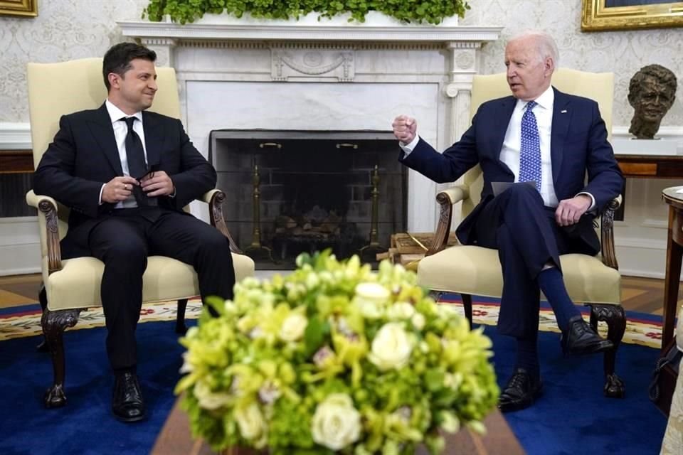 Volodymyr Zelensky y Joe Biden durante una reunión en la Casa Blanca.