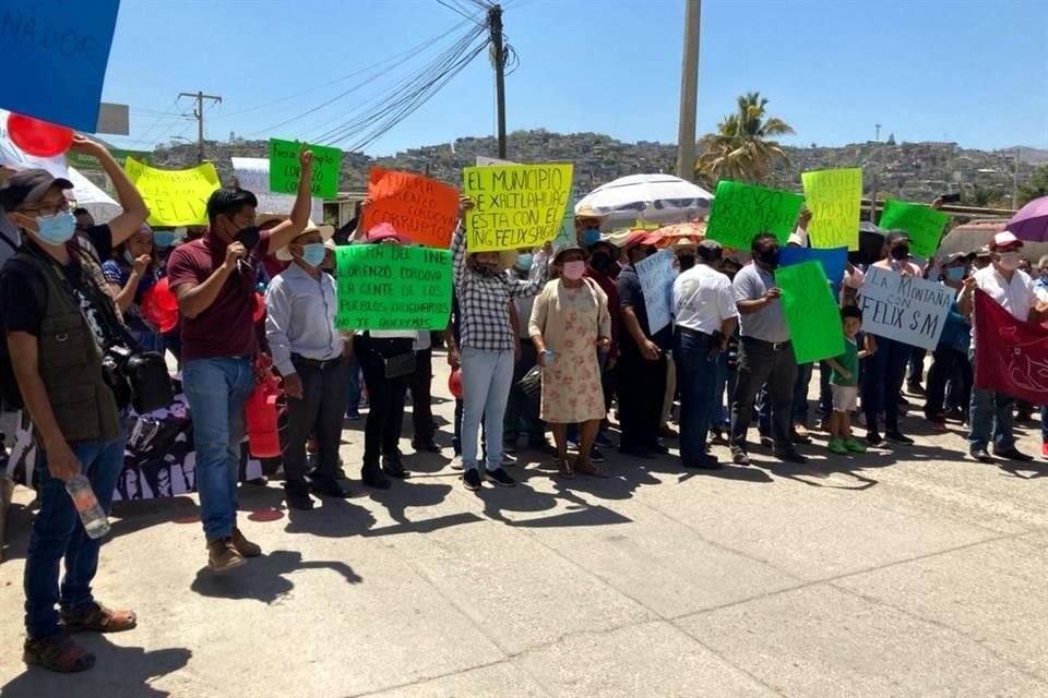 Morenistas se manifestaron este domingo en Guerrero.