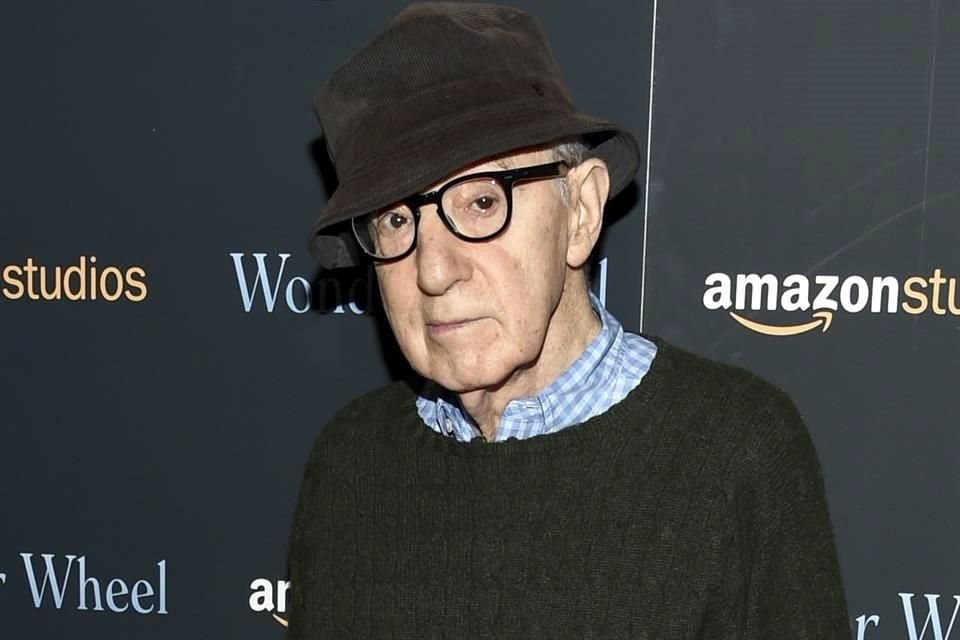 El cineasta Woody Allen dijo en una entrevista inédita lanzada este domingo que las acusaciones de abuso sexual en su contra son 'absurdas'.