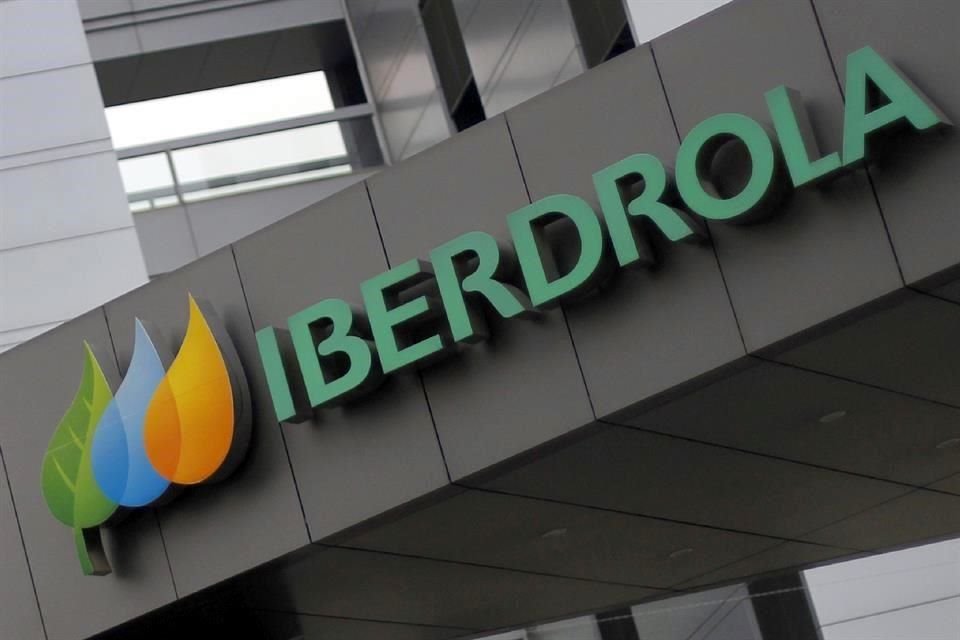 Busca CFE amarrar a compañías afectadas por el pleito con Iberdrola.