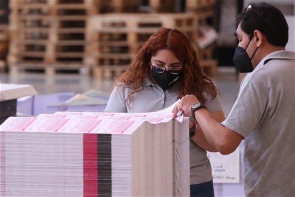 Se trata de 94.5 millones de boletas, que estarán listas en marzo y serán distribuidas desde los Talleres Gráficos a todo el País.