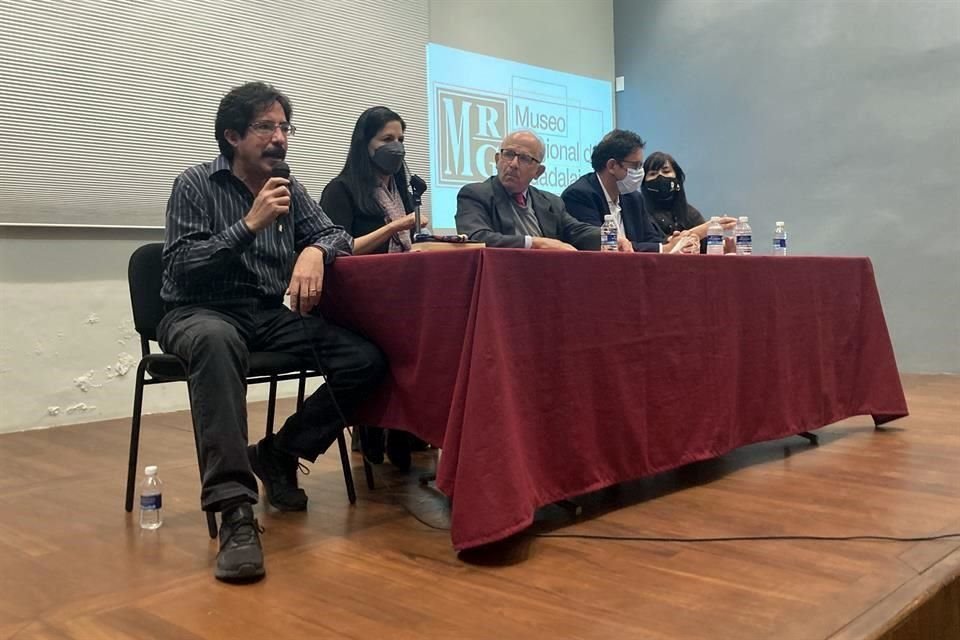 En rueda de prensa, Pedro Salmerón entregó ayer las riendas del Museo Regional de Guadalajara a Blanca Alicia Martínez Cano.