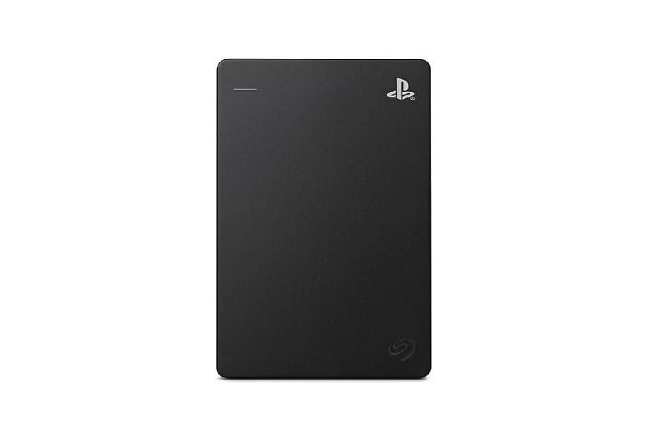 El Game Drive de color negro estará disponible en versiones de 2TB y 4TB.