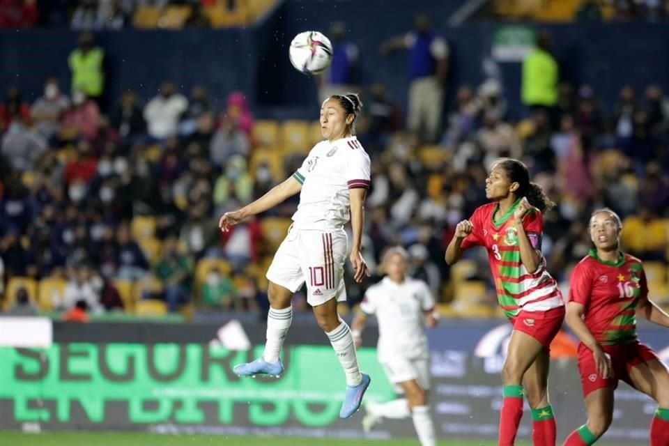 Repasa algunos de los momentos de la goliza de México 9-0 sobre Surinam.