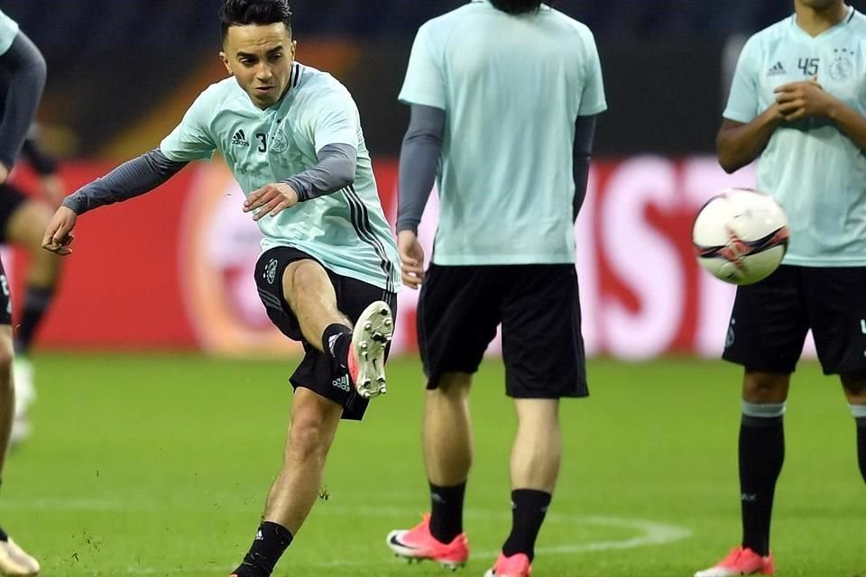 Abdelhak Nouri se desplomó durante un juego en 2017.