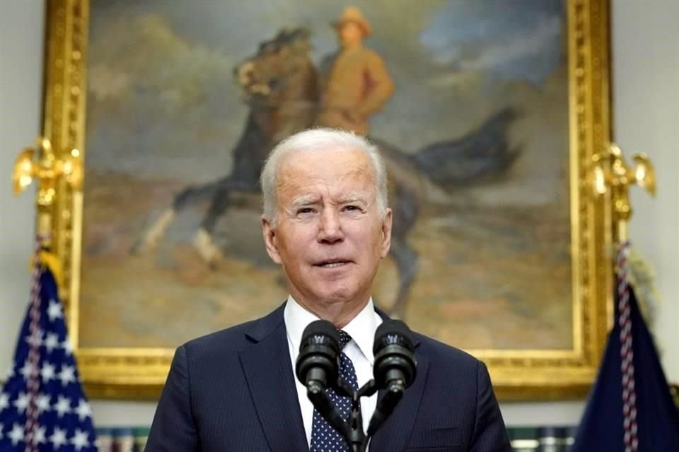 El Presidente de Estados Unidos, Joe Biden, había advertido a Vladimir Putin, su homólogo ruso, que impondría sanciones si Moscú invadía Ucrania.