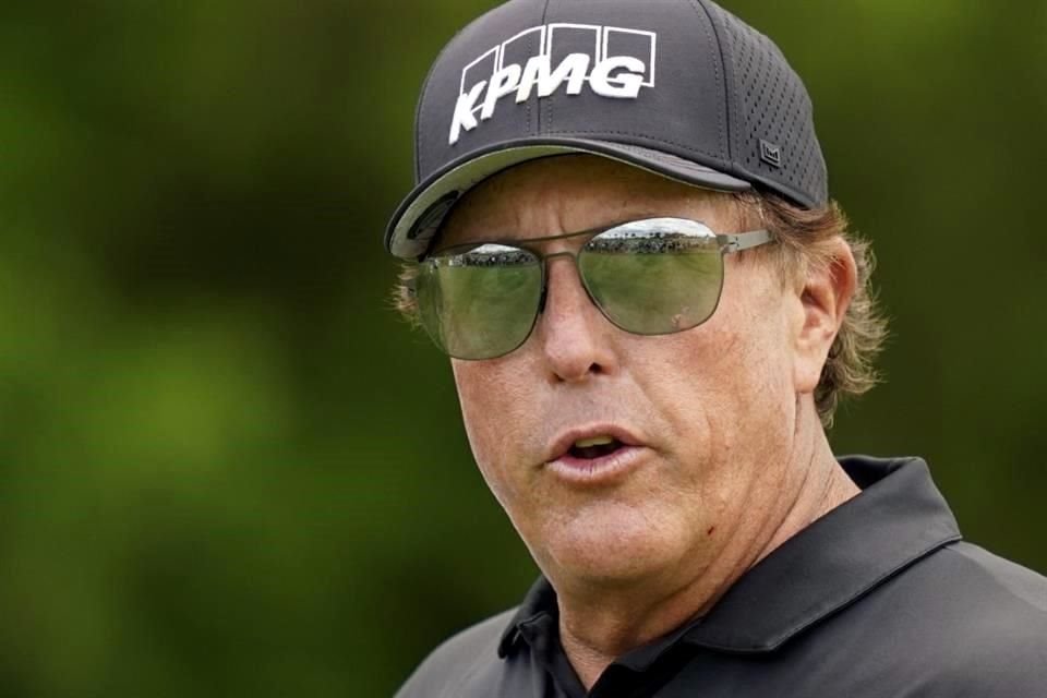 La firma KPMG decidió dejar de apoyar a Phil Mickelson.