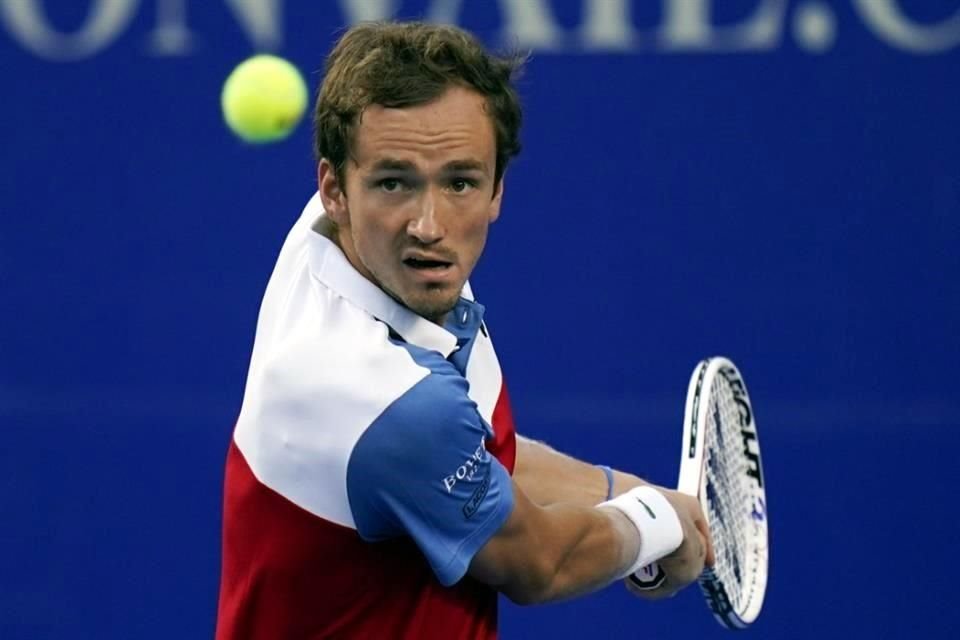 Daniil Medvedev ahora busca comenzar su reinado con el título del Abierto Mexicano.