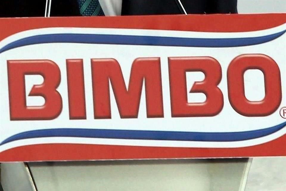 Bimbo presentó una demanda por mil 430 millones dólares contra Maple Leaf Foods. 