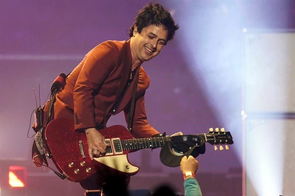 Debido al conflicto armado entre Rusia y Ucrania, la banda Green Day decidió cancelar el show que tenía programado en Moscú para el 29 de mayo.