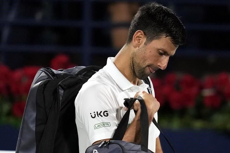 Novak Djokovic ahora reveló que rompió con su entrenador.