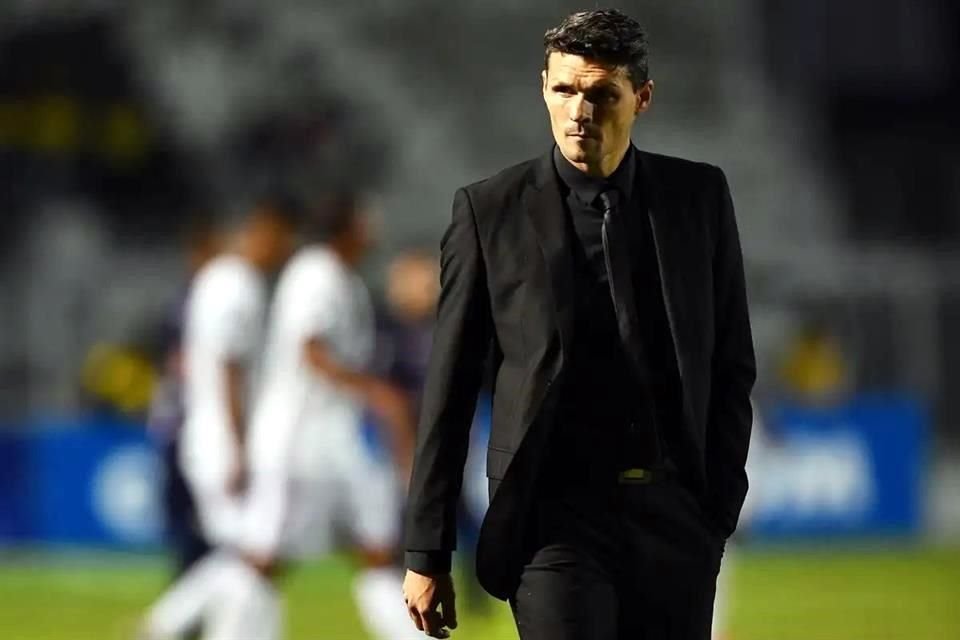 Fernando Ortiz espera que su equipo llegue lista al inicio del Apertura 2022.