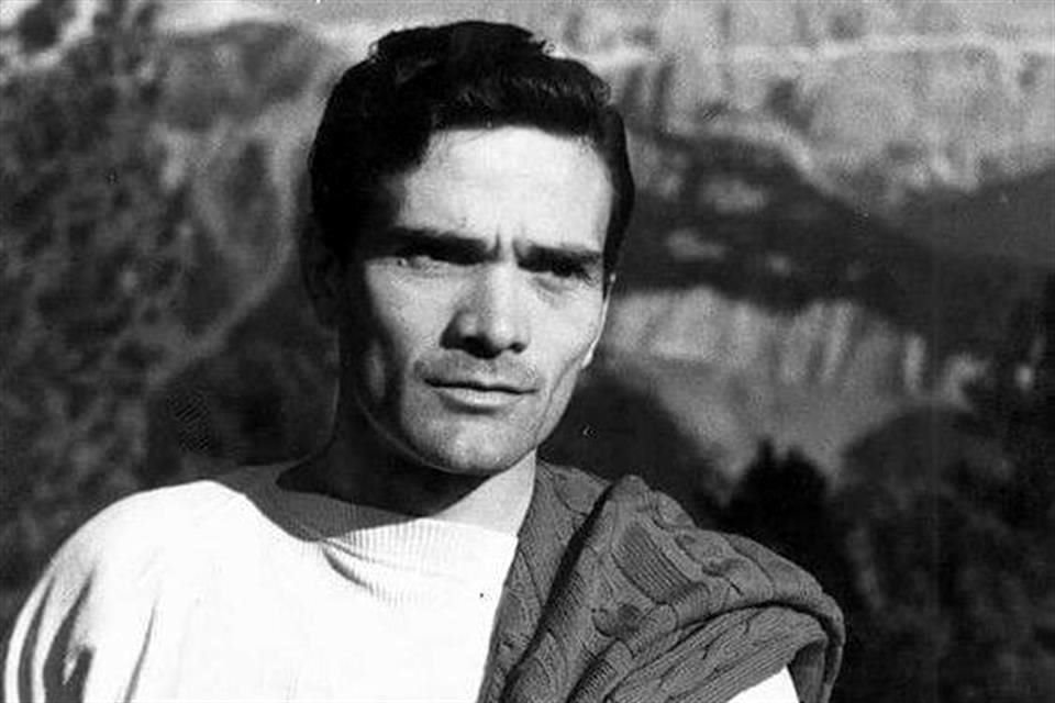 Pasolini, un autor siempre controvertido, nació en Bolonia, Italia, el 5 de marzo de 1922.