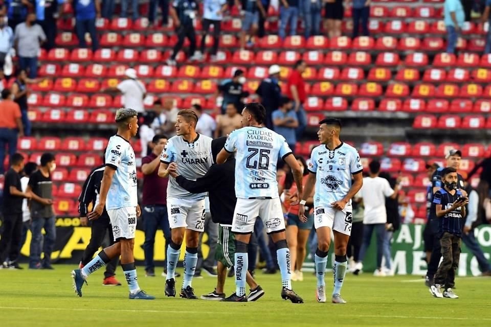 La Liga MX quiso evitar que jugadores de Querétaro perdieran su trabajo por desafiliar al equipo.