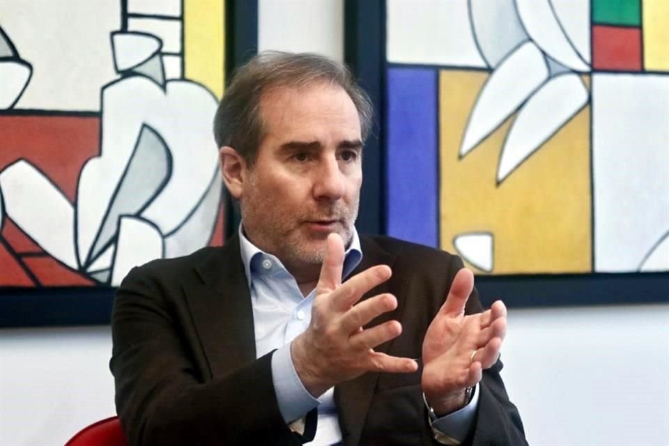 Presidente ejecutivo y director general de Santander México.