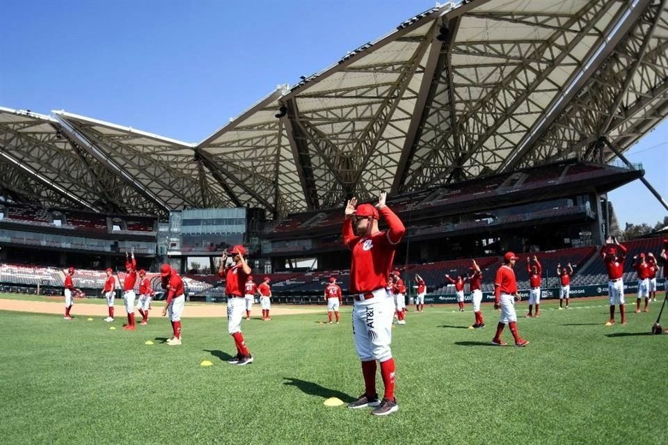 Los Diablos Rojos comenzaron su pretemporada en casa.