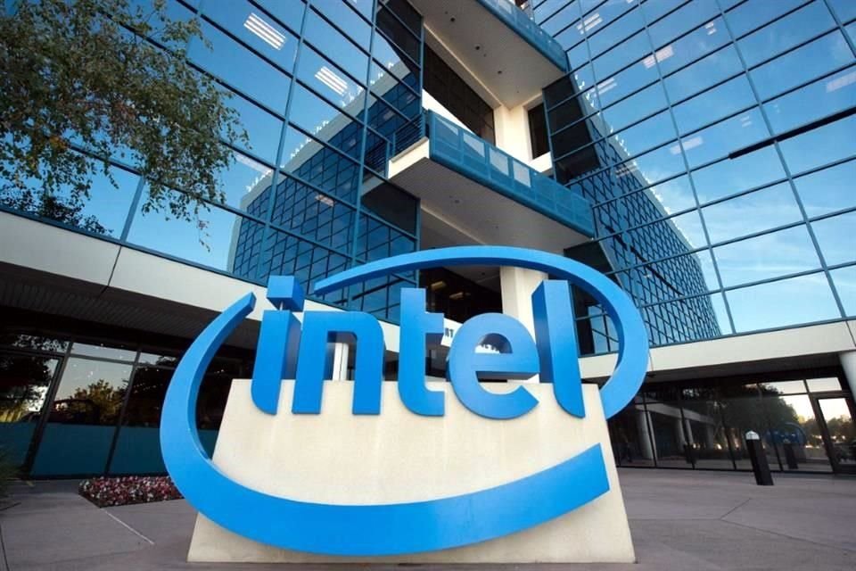 Intel reportó mejores resultados en su división de chips para PCs.