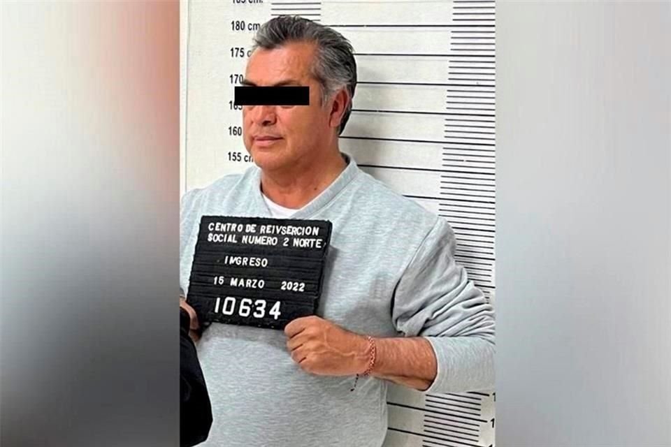 El ex Gobernador Jaime Rodríguez entró ayer cerca de las 16:00 horas al Penal número 2 de Apodaca, donde se le asignó su número de interno.