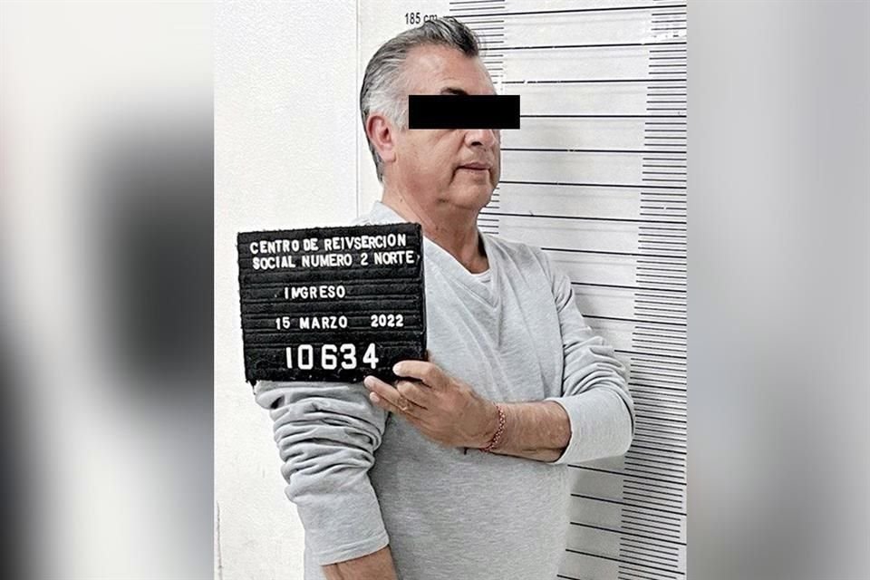 EL PRESO # 10634. El ex Gobernador Jaime Rodríguez entró ayer a las 15:45 horas al Penal Número 2 de Apodaca, donde se le asignó su número de interno.