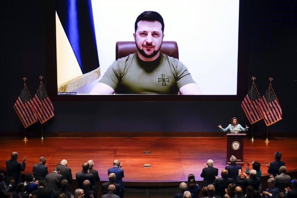 Zelensky habló ante los miembros del Congreso de Estados Unidos en un videomensaje en el Capitolio.