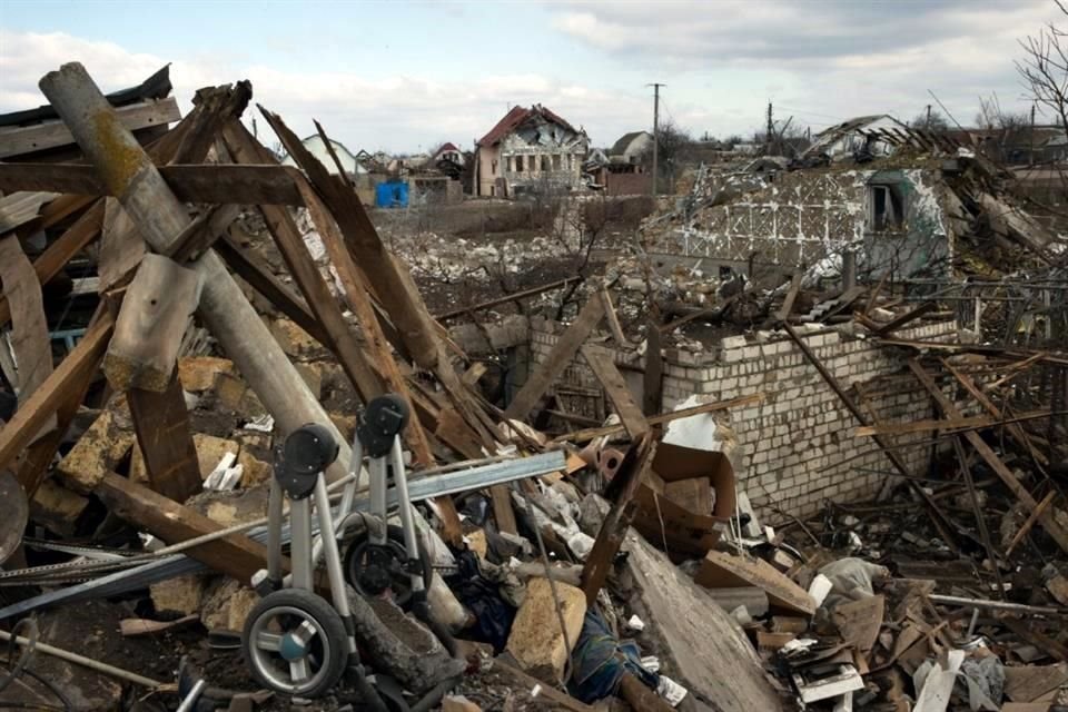 Un vecindario residencial de Mykolaiv bombardeado el jueves 10 de marzo por las fuerzas rusas.