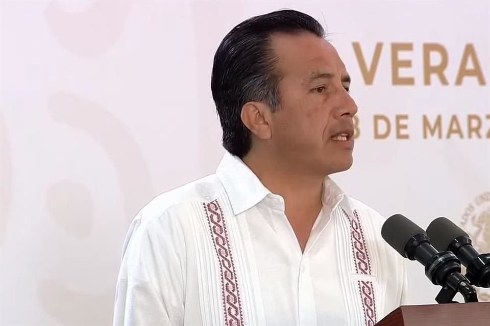 Cuitláhuac García, Gobernador de Veracruz.