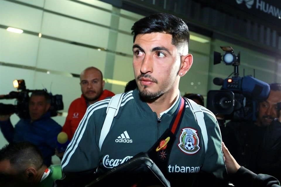 Víctor Guzmán ha generado polémica tras no ser llamado a la Selección Mexicana.