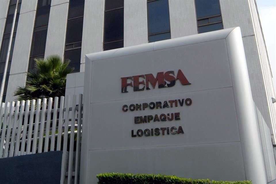 Solística es una empresa de servicios logísticos integrales, subsidiaria de Femsa, , con operaciones en México, Brasil y Colombia.