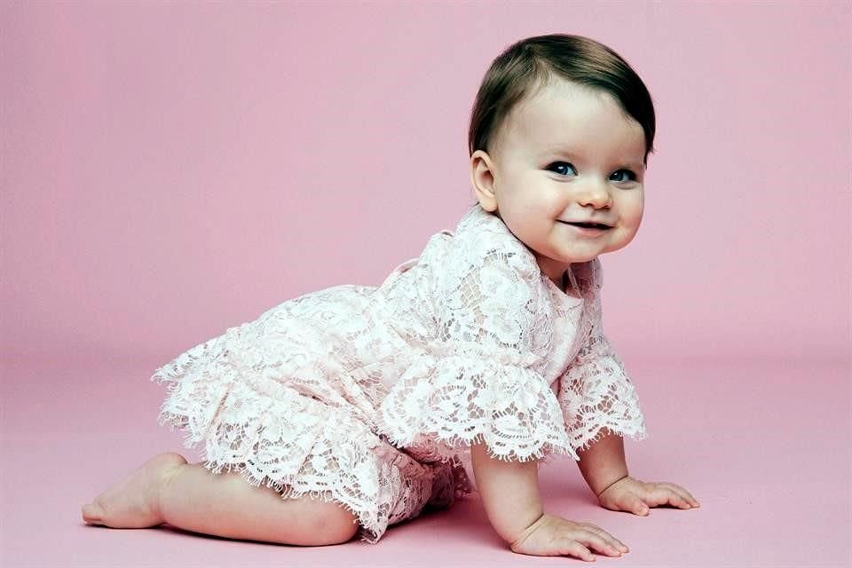 Descubre la nueva colección de Dolce & Gabbana llena de color y alegría para los pequeñines del hogar.