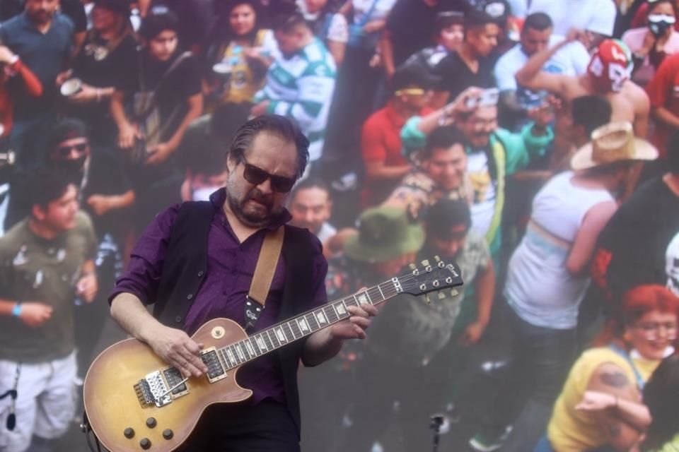 Así se vive el ambiente del festival Vive Latino 2022, en el Foro Sol.