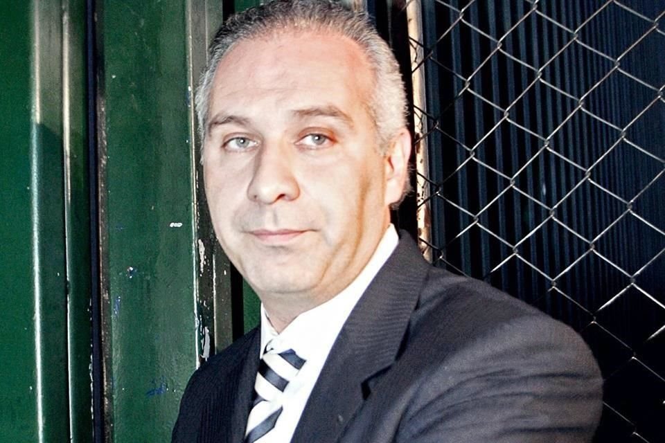 Collado pidió investigar al juez Delgadillo por no declararse impedido en caso de allegados a Scherer, pese a supuesto conflicto de interés.