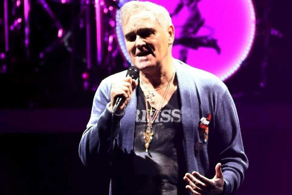 El legendario cantante Morrissey realizará su propia residencia musical 'Viva Moz Vegas' en el Caesars Palace, a partir del 1 de julio.