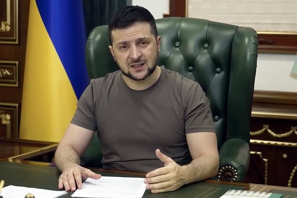 El Presidente ucraniano Volodymyr Zelensky ha pedido hablar directamente con su homólogo ruso Vladimir PUtin para frenar los combates.