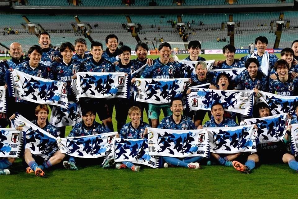 Así celebraron los japoneses el pase al Mundial 2022.