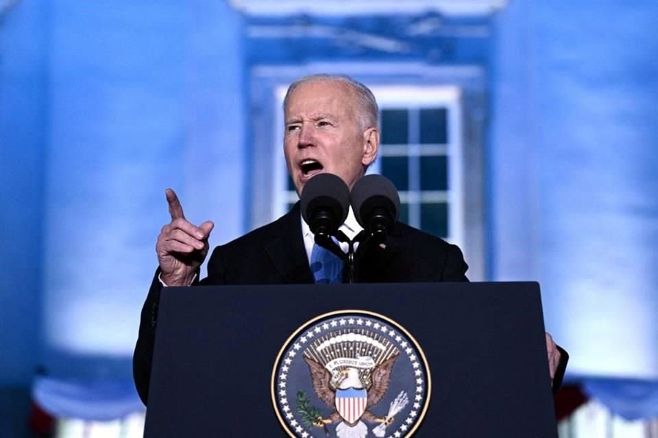 Presidente Joe Biden advirtió a Rusia que defenderá a los aliados de la OTAN, mientras tropas rusas bombardearon en la frontera con Polonia.