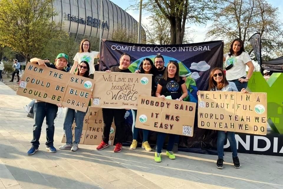 El Comité Ecológico Integral tuvo presencia en los conciertos que Coldplay ofreció en Monterrey.